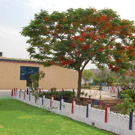 Hotel Sambodhi Bhopal Ngoại thất bức ảnh